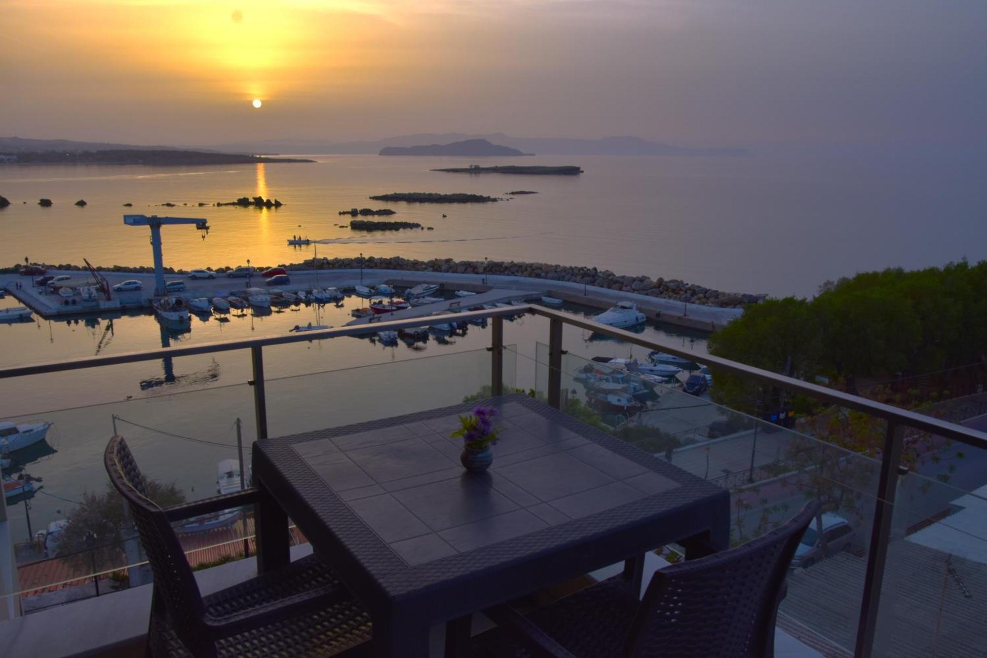 Panoramic Sea View Apartment Chania  Exterior photo