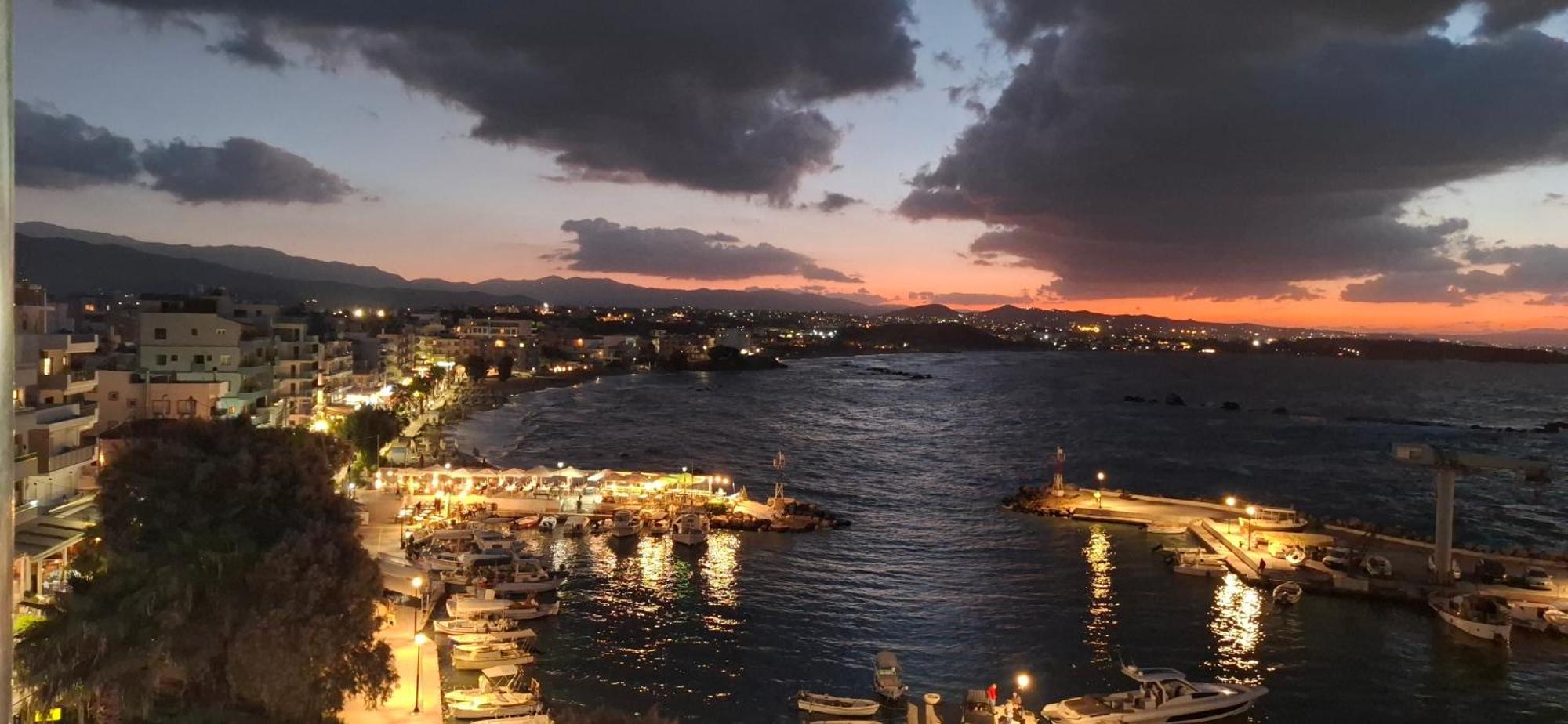 Panoramic Sea View Apartment Chania  Exterior photo